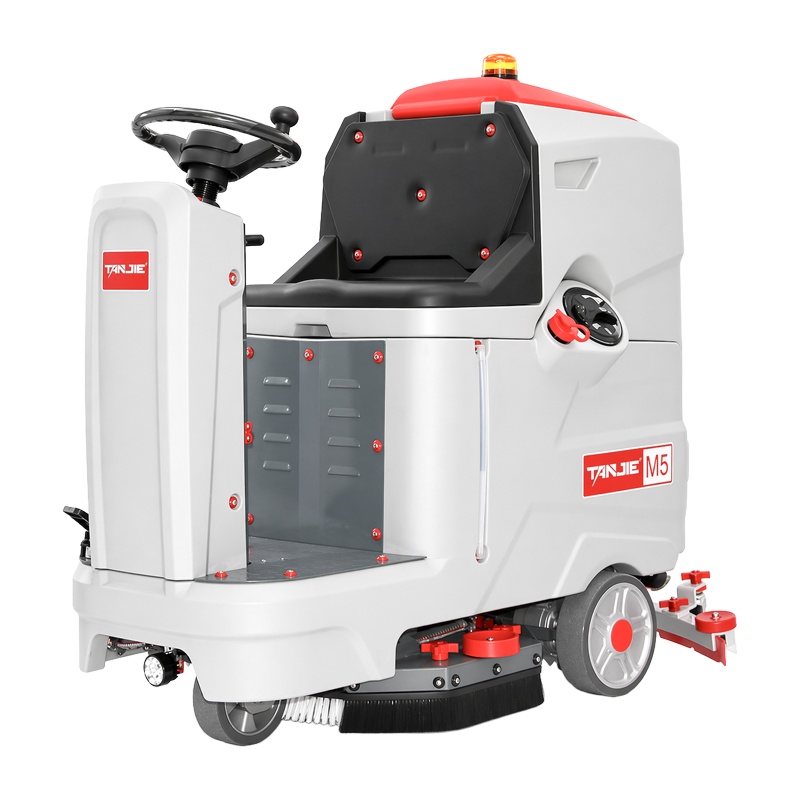 衡阳坦洁驾驶式洗地机M5【单刷】
